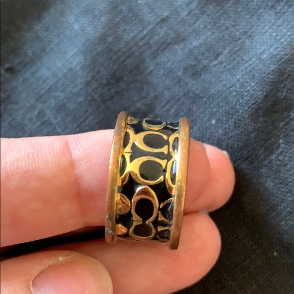 Coach ring - Picture 3 of 3